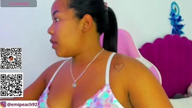 Snapshot of samanthaabloom chatting on 07-13-26, 11:51 samanthaabloom online show from 07-13-26, 11:51