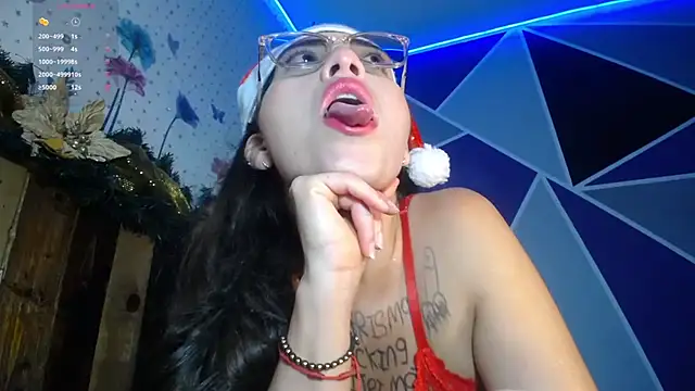 Snapshot of DaMikaela_ chatting on 12-02-25, 06:58 DaMikaela online show from 12-02-25, 06:58