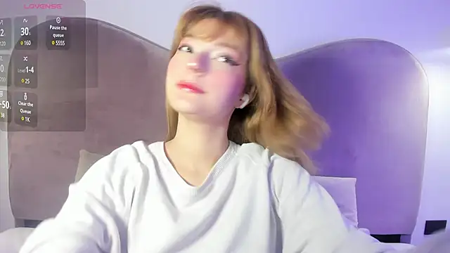 Snapshot of Ania_jones chatting on 02-13-25, 08:45 Ania jones online show from 02-13-25, 08:45