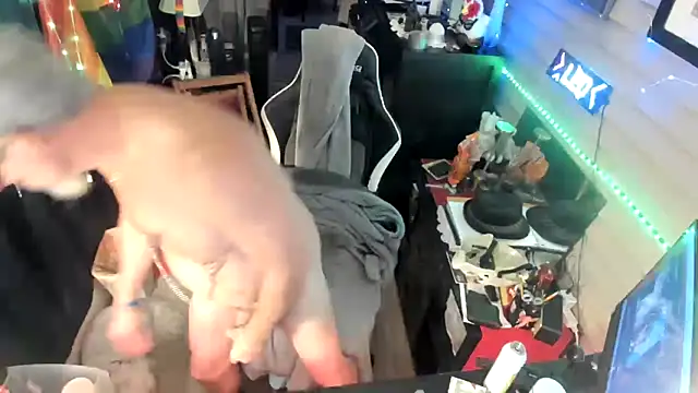 Daddysthick online show from 11-01-25, 05:42