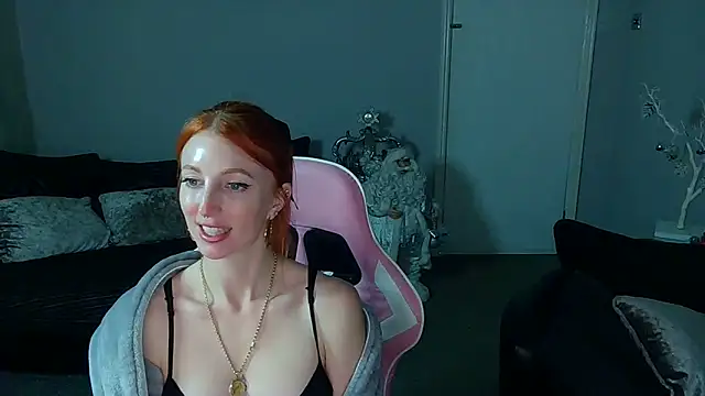 Snapshot of Red_firesquirt chatting on 12-14-24, 09:13 Red firesquirt online show from 12-14-24, 09:13