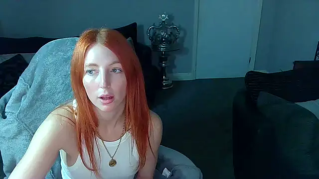 Snapshot of Red_firesquirt chatting on 01-01-25, 09:09 Red firesquirt online show from 01-01-25, 09:09