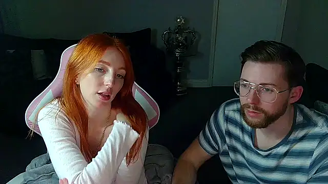 Snapshot of Red_firesquirt chatting on 01-22-25, 09:32 Red firesquirt online show from 01-22-25, 09:32