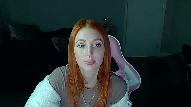 Snapshot of Red_firesquirt chatting on 02-03-25, 02:34 Red firesquirt online show from 02-03-25, 02:34