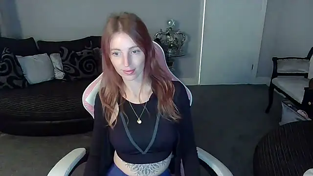 Snapshot of Red_firesquirt chatting on 02-09-26, 03:27 Red firesquirt online show from 02-09-26, 03:27