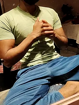 xxxhugedick0001 online show from 02-24-25, 03:53