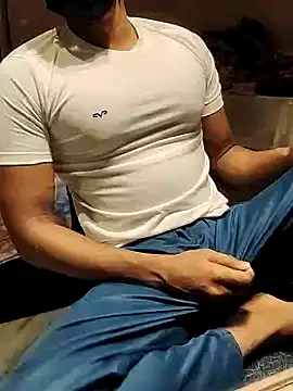 xxxhugedick0001 online show from 02-25-25, 04:10