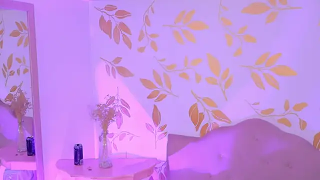 Misselektra   online show from 10-08-25, 04:32