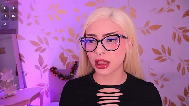 Snapshot of Misselektra__ chatting on 12-20-25, 05:14 Misselektra online show from 12-20-25, 05:14