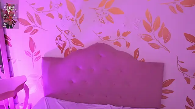 Snapshot of Misselektra__ chatting on 01-08-26, 04:59 Misselektra online show from 01-08-26, 04:59