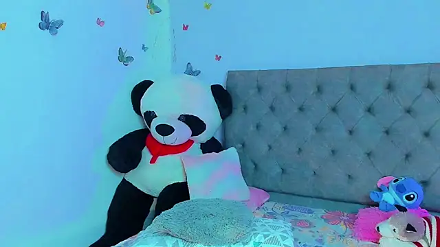 Snapshot of mabellfox chatting on 02-25-25, 09:57 mabellfox online show from 02-25-25, 09:57