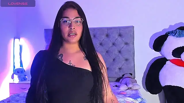 mabellfox online show from 12-14-25, 10:42