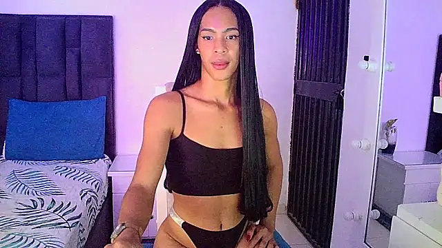 Snapshot of carmen14 chatting on 01-08-25, 07:45 carmen14 online show from 01-08-25, 07:45