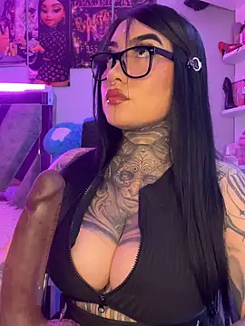 CloeeBeckam online show from 02-21-26, 03:07