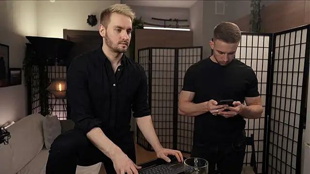 Snapshot of enjoy_me chatting on 03-13-25, 03:06 enjoy me online show from 03-13-25, 03:06