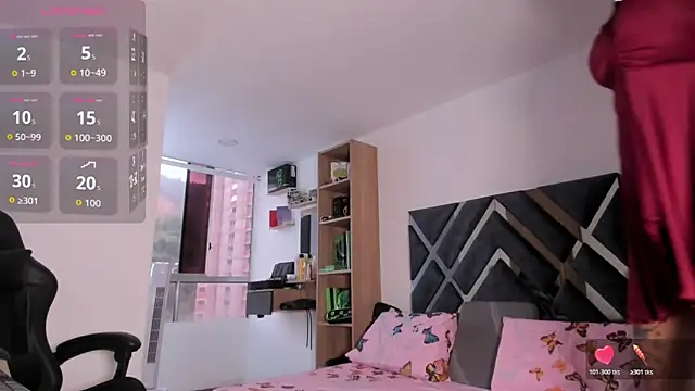 Nicolle alexandra online show from 04-01-26, 08:06