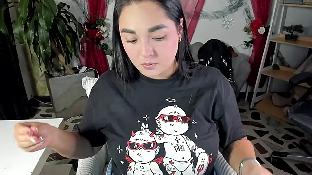 CelesteBrucee online show from 06-01-26, 02:46