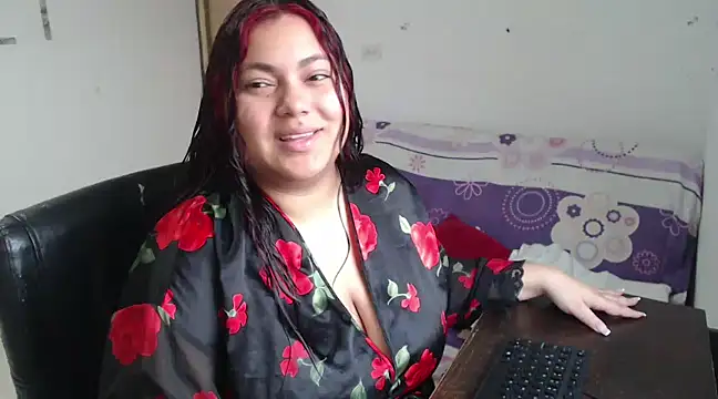 girl milk2 online show from 02-18-25, 11:55