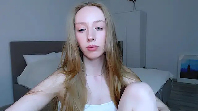 Luna insniity online show from 01-16-25, 02:09