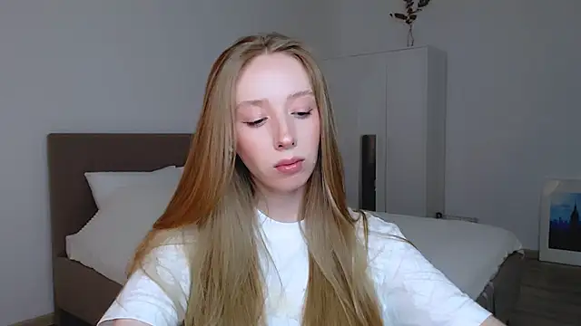 Luna insniity online show from 01-19-25, 08:41