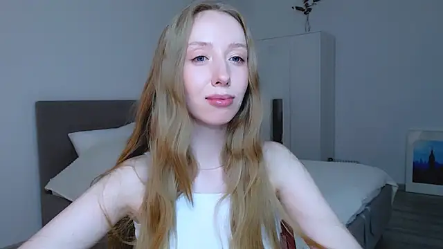 Luna insniity online show from 02-10-25, 10:30