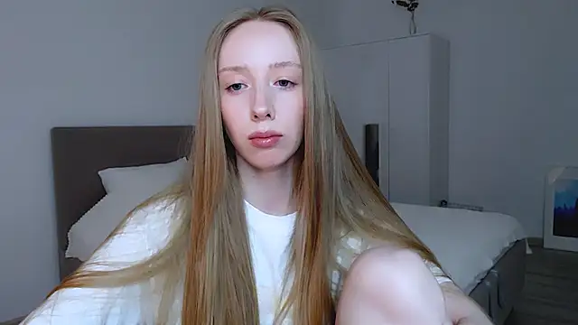 Luna insniity online show from 02-27-25, 07:47