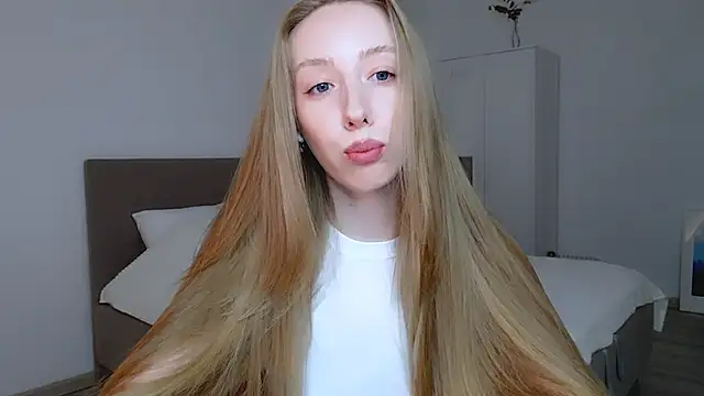 Luna insniity online show from 03-10-25, 08:34