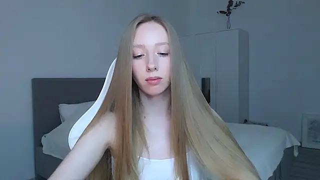 Luna insniity online show from 10-07-25, 08:39