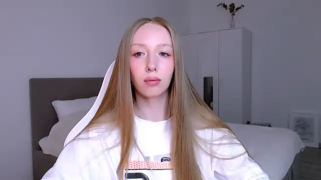 Luna insniity online show from 01-06-26, 09:18