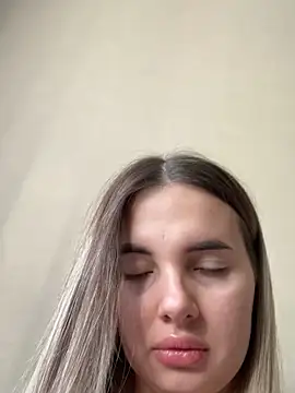 Donna Evans online show from 10-18-25, 03:31