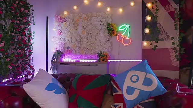 Snapshot of AmicaBentley chatting on 03-23-26, 06:06 AmicaBentley online show from 03-23-26, 06:06