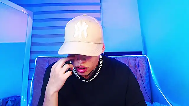 Snapshot of _justinmoon2 chatting on 03-14-25, 03:59 justinmoon2 online show from 03-14-25, 03:59