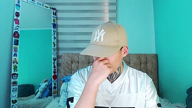 Snapshot of _justinmoon2 chatting on 12-03-25, 07:12 justinmoon2 online show from 12-03-25, 07:12