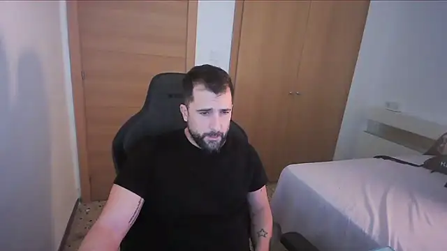 alex877x online show from 11-28-25, 03:47