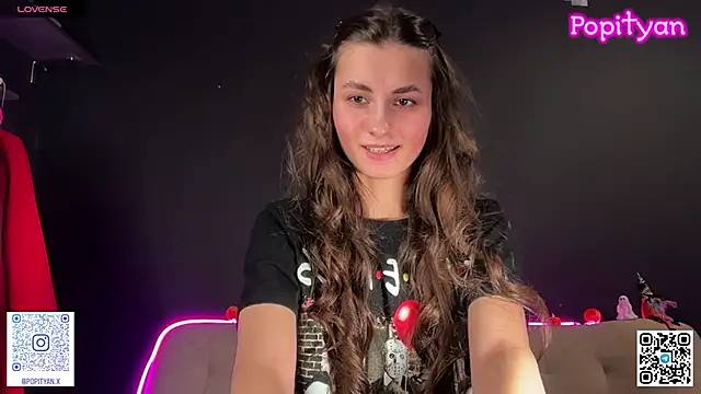 Snapshot of popityan1 chatting on 10-18-25, 06:05 popityan1 online show from 10-18-25, 06:05