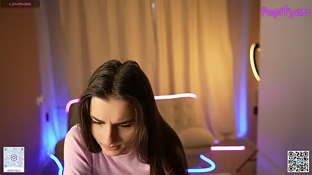 Snapshot of popityan1 chatting on 11-29-25, 04:26 popityan1 online show from 11-29-25, 04:26