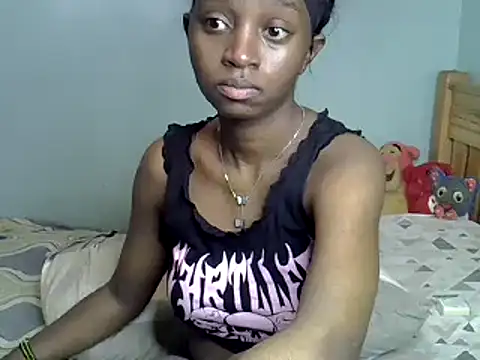 Snapshot of Enkarxx chatting on 02-19-25, 03:05 Enkarxx online show from 02-19-25, 03:05