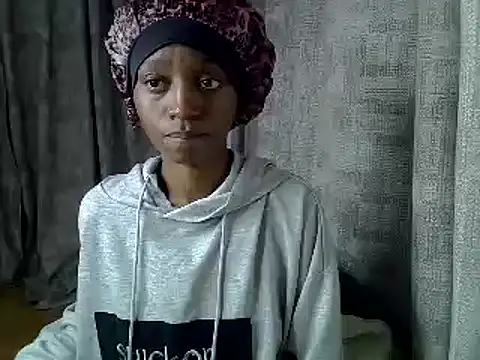 Snapshot of Enkarxx chatting on 09-30-25, 08:36 Enkarxx online show from 09-30-25, 08:36