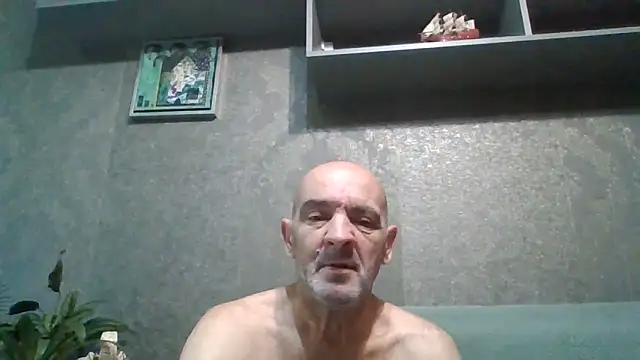 Snapshot of skorpibg65 chatting on 06-10-26, 12:59 skorpibg65 online show from 06-10-26, 12:59