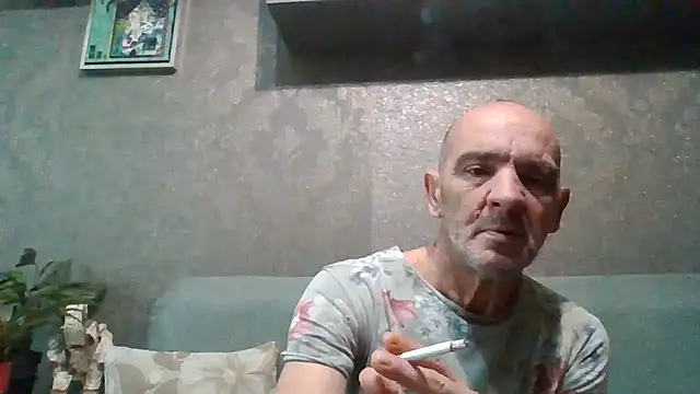 Snapshot of skorpibg65 chatting on 07-07-26, 08:51 skorpibg65 online show from 07-07-26, 08:51