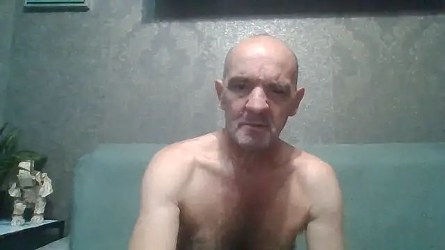 Snapshot of skorpibg65 chatting on 07-10-26, 04:17 skorpibg65 online show from 07-10-26, 04:17
