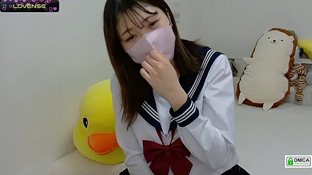 Snapshot of SUZU_ chatting on 03-04-25, 10:16 SUZU online show from 03-04-25, 10:16