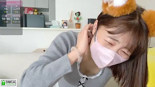 Snapshot of SUZU_ chatting on 10-12-25, 03:16 SUZU online show from 10-12-25, 03:16