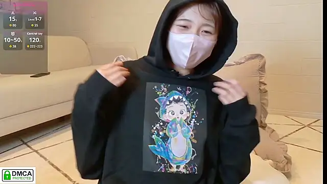 Snapshot of SUZU_ chatting on 11-07-25, 03:23 SUZU online show from 11-07-25, 03:23