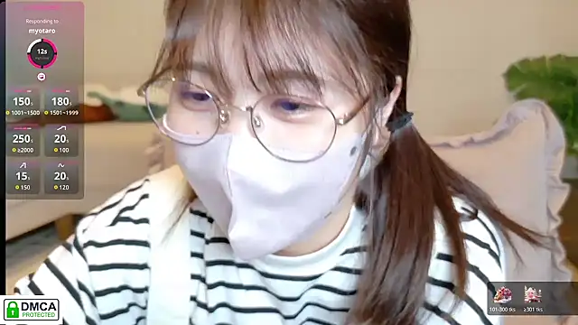 Snapshot of SUZU_ chatting on 01-10-26, 12:07 SUZU online show from 01-10-26, 12:07