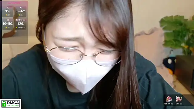 Snapshot of SUZU_ chatting on 01-13-26, 01:16 SUZU online show from 01-13-26, 01:16