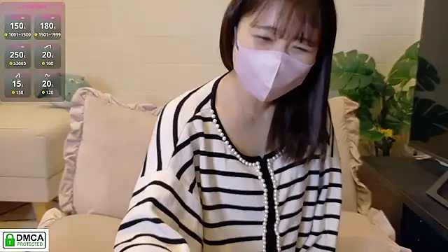 SUZU  online show from 03-25-26, 12:11