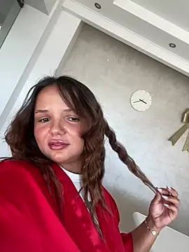 Snapshot of CelesteBailey chatting on 03-08-25, 07:05 CelesteBailey online show from 03-08-25, 07:05