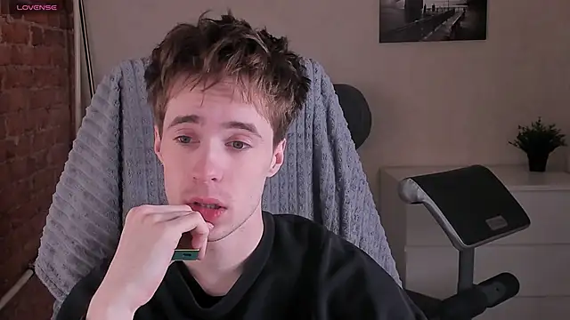 Snapshot of _tokyo_ghoul chatting on 12-29-24, 10:12 tokyo ghoul online show from 12-29-24, 10:12