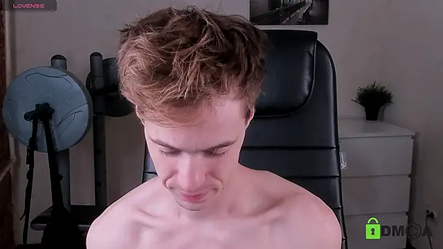 Snapshot of _tokyo_ghoul chatting on 09-21-25, 10:50 tokyo ghoul online show from 09-21-25, 10:50